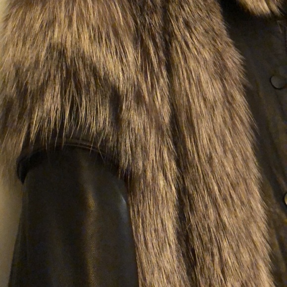 Raccoon Fur 🦝 & Leather Coat - Picture 4 of 16